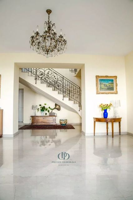 Exclusive Villa with Panoramic Views in Sanremo — 6