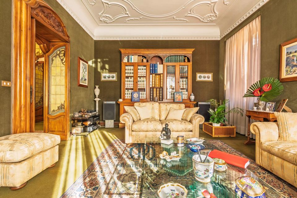 Lakefront Period Residence for Sale in Omegna — 9