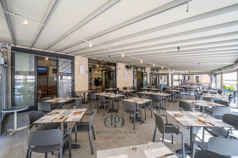 Restaurant in Feriolo — 8