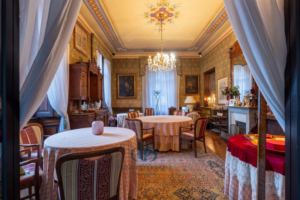 Charming Lake Maggiore Castle Estate — 9