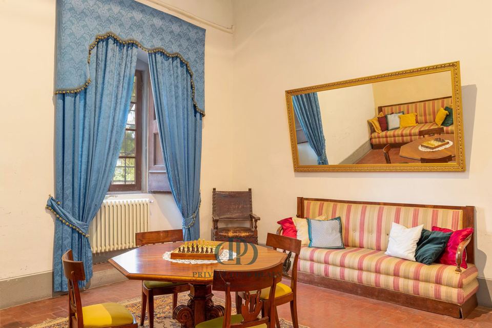 Castello di Oliveto — 10