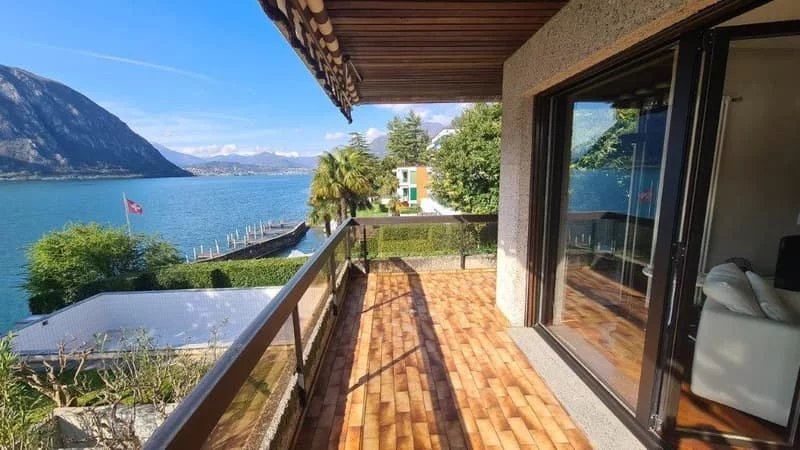 Apartment in Bissone — 11