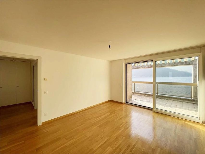 Apartment in Maroggia — 11