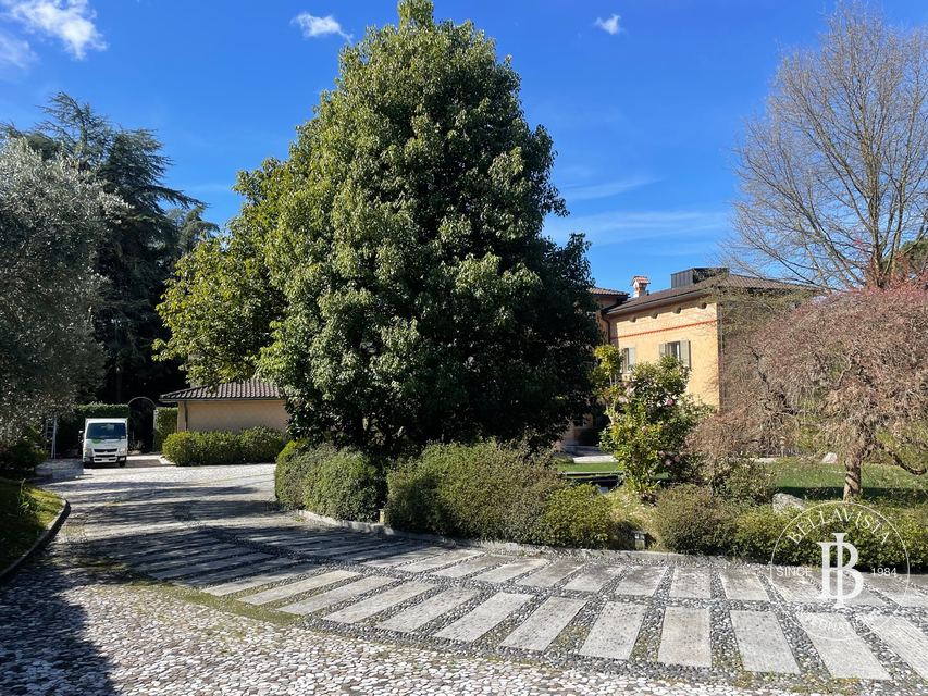 Historic villa with lake view and park, Montagnola — 1