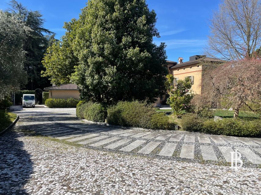 Historic villa with lake view and park, Montagnola — 2