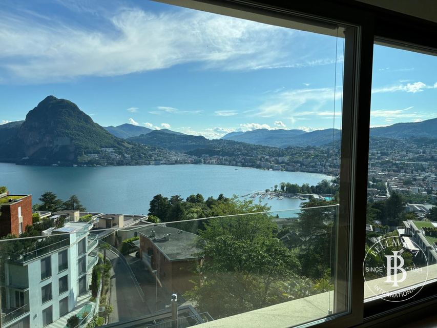 Villa with lake view and pool, Ruvigliana — 7.5 rooms — 5