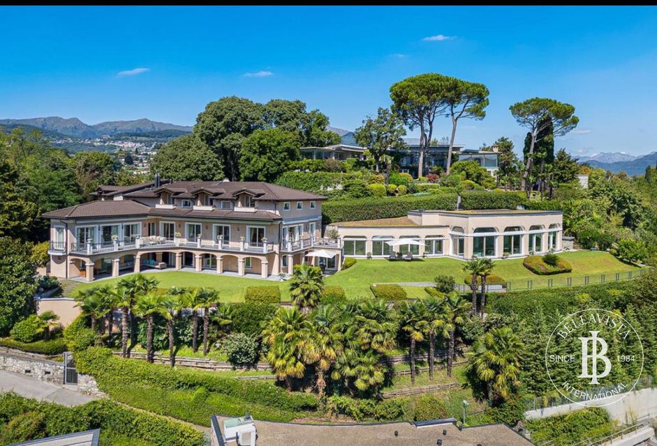 Mediterranean-style mansion with lake view, Sorengo — 1