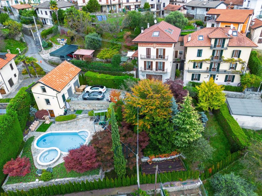 Villa d’epoca con piscina e dettagli originali – San Bernardino Verbano — 2