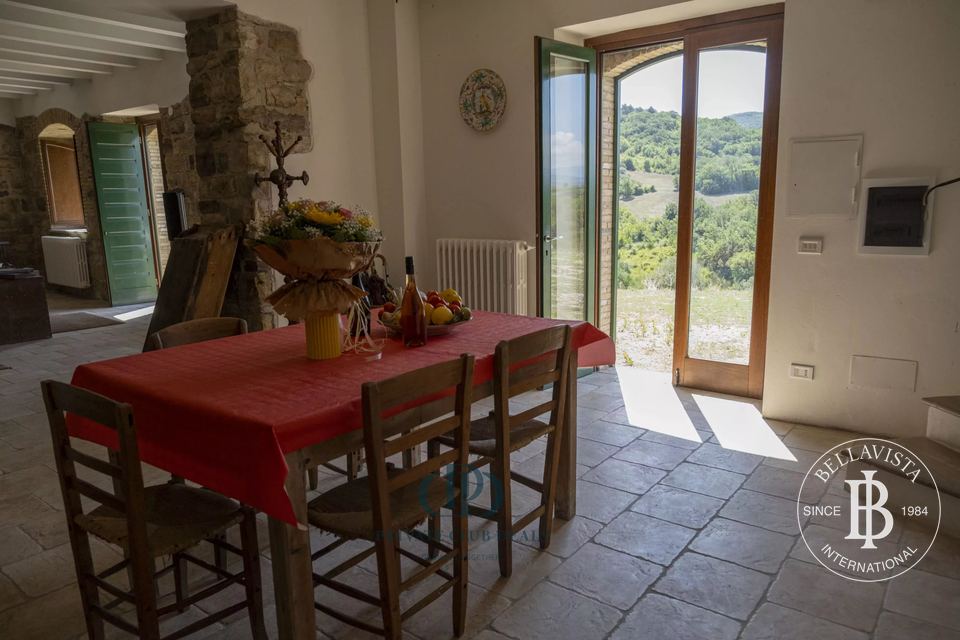 Exclusive Property just an hour drive from Naples — 11