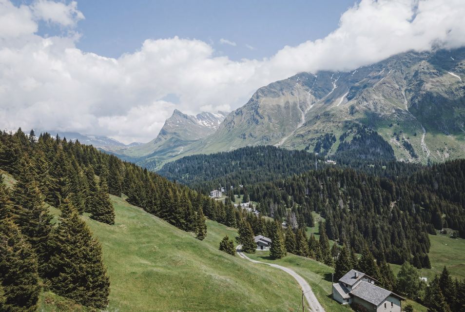A 1.5 Residenza Larix — Contemporary Alpine Living nel Cuore di San Bernardino — 12