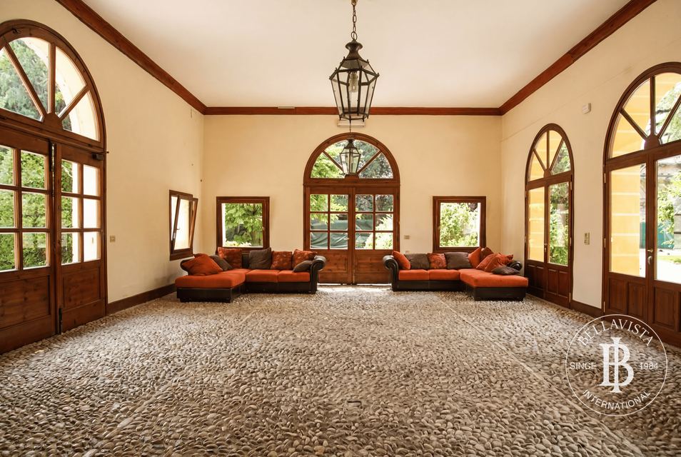 A Rare Opportunity in the Heart of Bassano del Grappa ( Historic Villa with Stables and Barn ) — 12