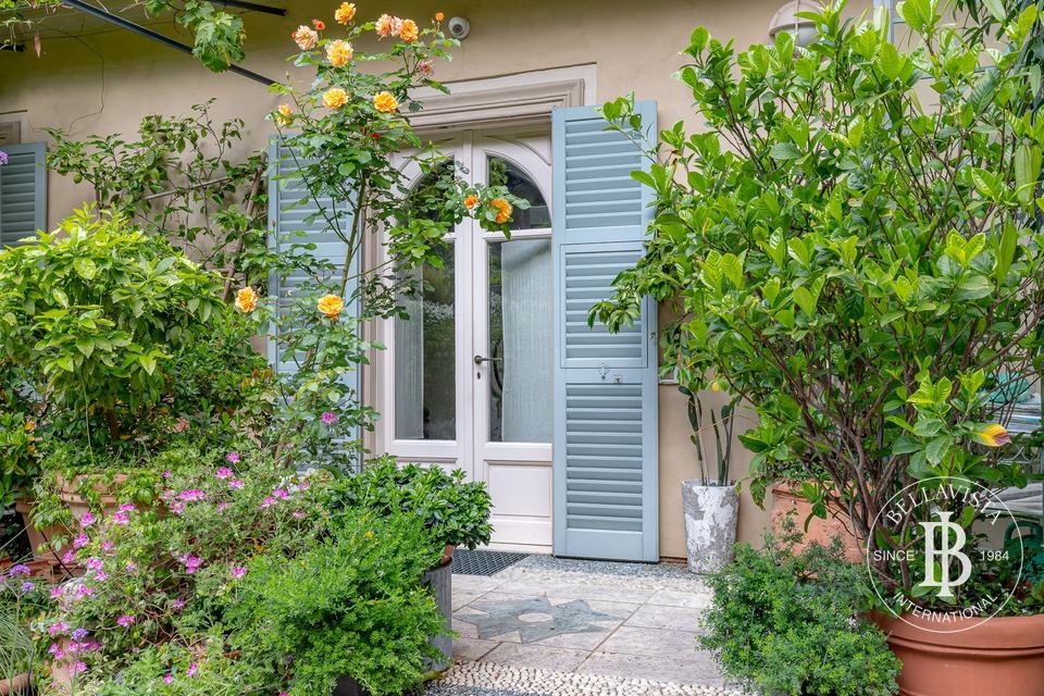 Villa directly on the Lake of Como in Blevio — 11