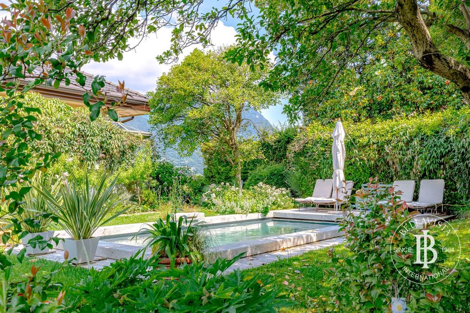 Villa directly on the Lake of Como in Blevio — 12