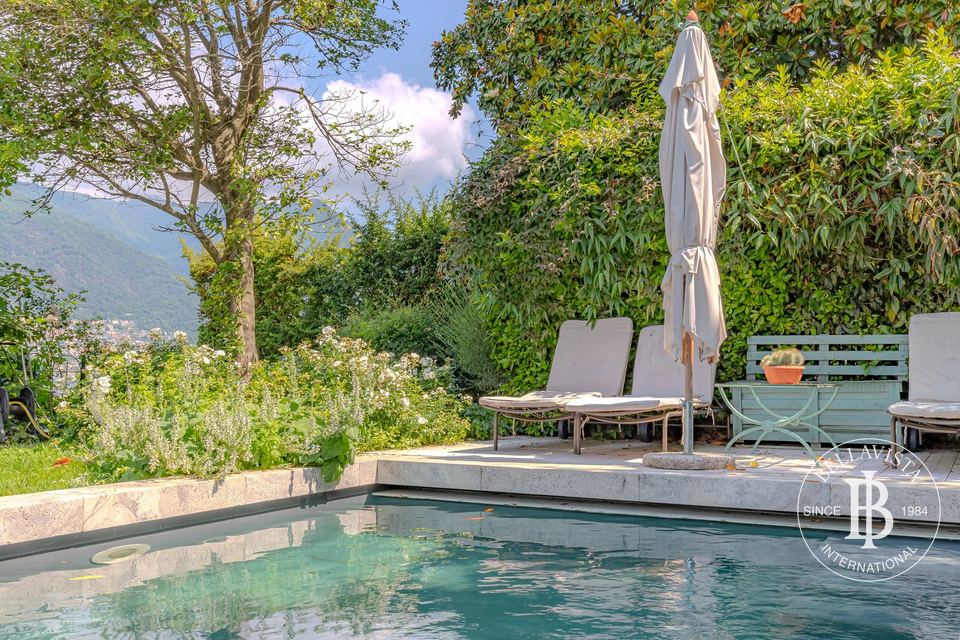 Villa directly on the Lake of Como in Blevio — 4