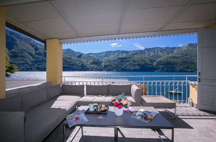 House (5 bed) in Carate Urio — 1