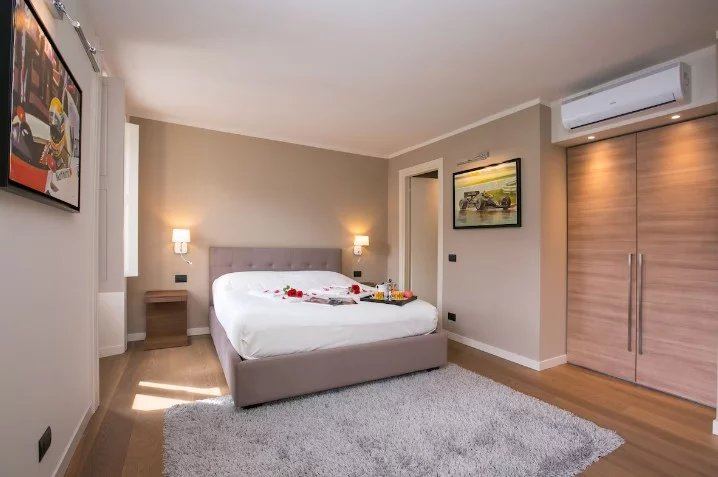House (5 bed) in Carate Urio — 9