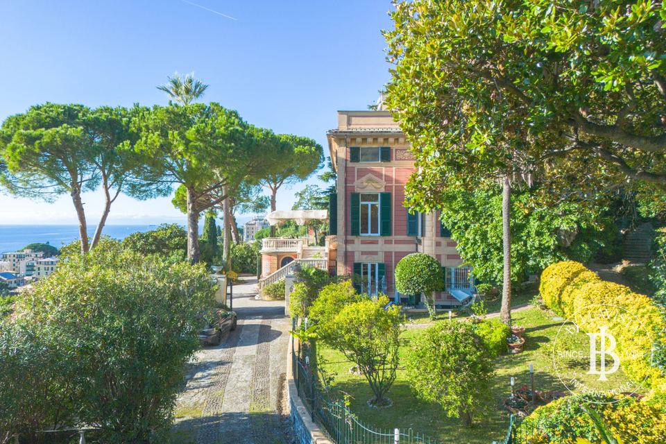 A Timeless Masterpiece: Panoramic Villa Between Green and Blue — 5