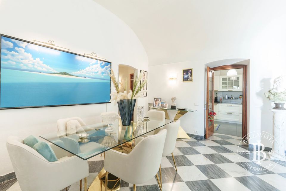 A Timeless Masterpiece: Panoramic Villa Between Green and Blue — 6