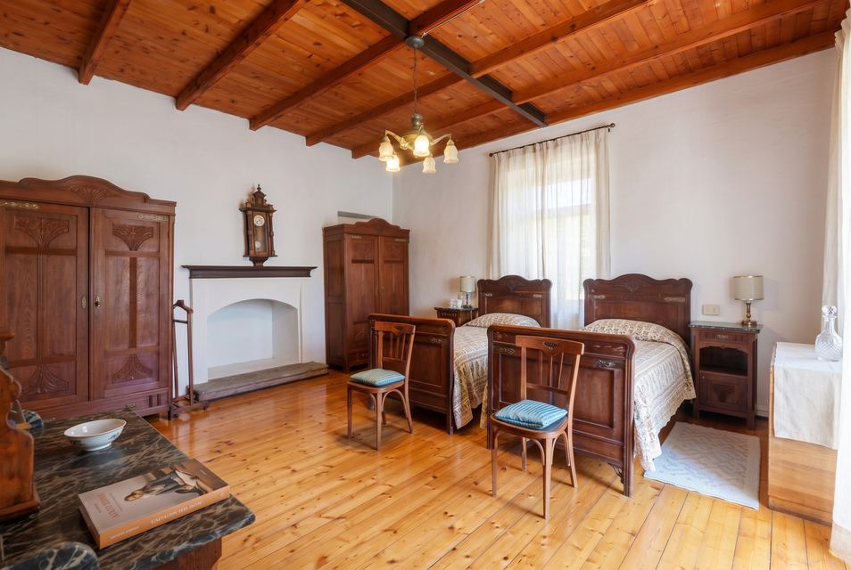 Exclusive Large-Scale Real Estate Complex in Cuasso al Monte, Varese — 6