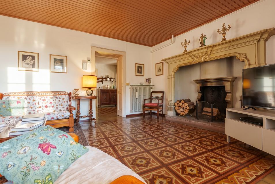Exclusive Large-Scale Real Estate Complex in Cuasso al Monte, Varese — 9