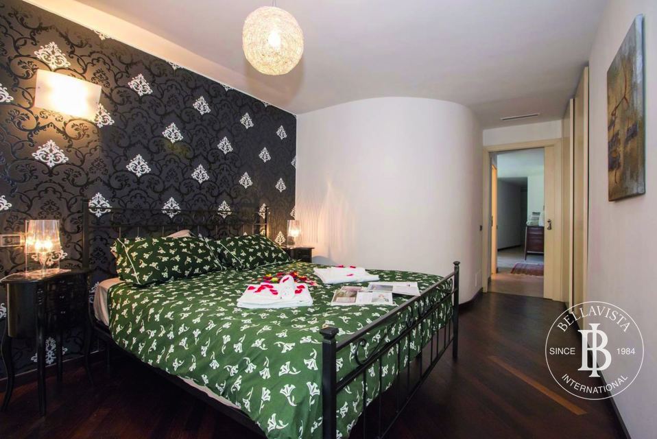 AFFITTO Villa La Reina del Norte con piscina privata e vista panoramica sul Lago di Como — 3