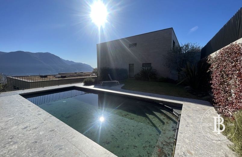 Modern Duplex Apartment in a Fantastic Location in Savosa — 5