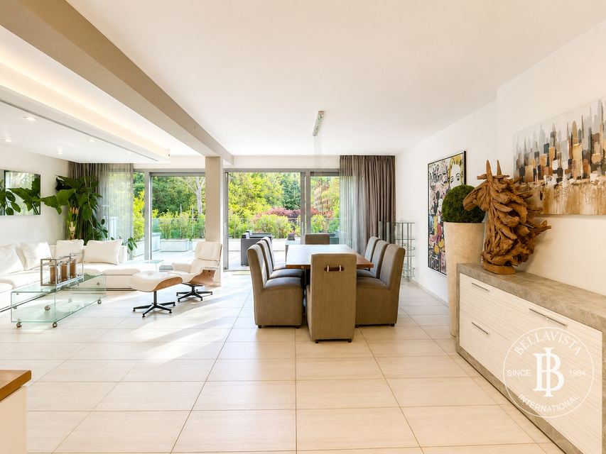 Furnished 4.5-Room Penthouse with Pool, Tennis Court and large terraces — 4