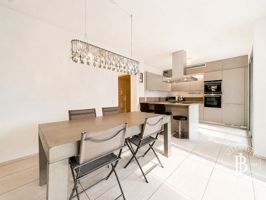 Furnished 4.5-Room Penthouse with Pool, Tennis Court and large terraces — 5