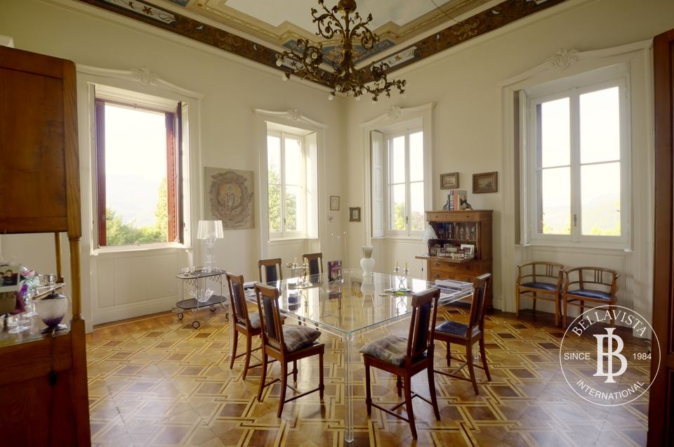 Period villa with a centuries-old park overlooking Lake Lugano — 9