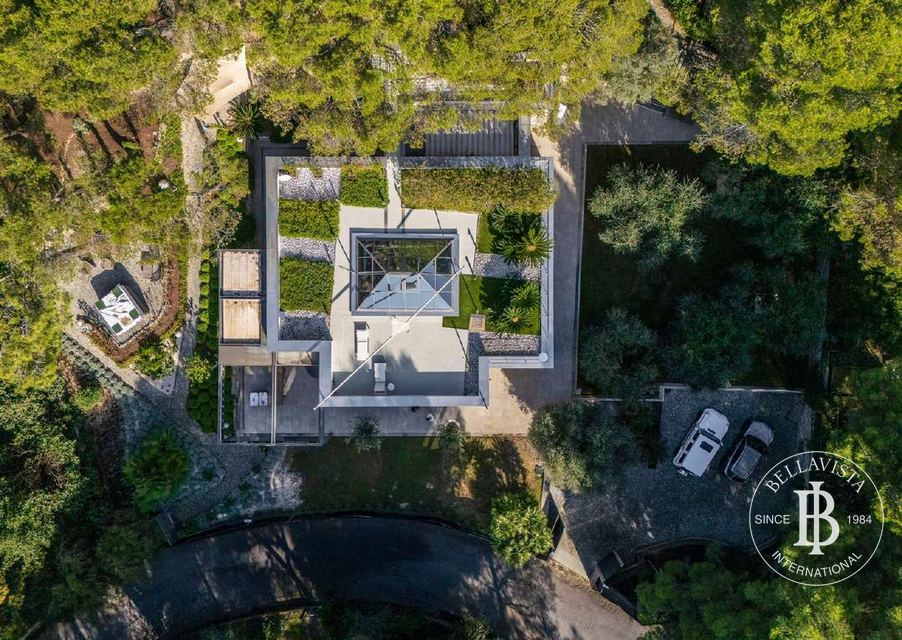 EXCLUSIVE CONTEMPORARY VILLA IN MARINA DI ANDORA — 4