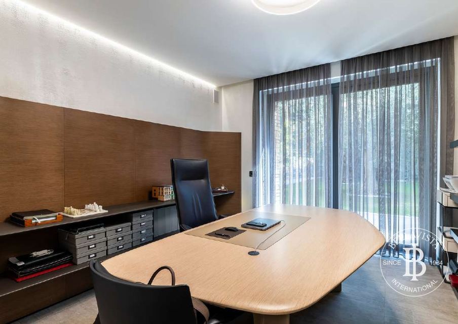 EXCLUSIVE CONTEMPORARY VILLA IN MARINA DI ANDORA — 10